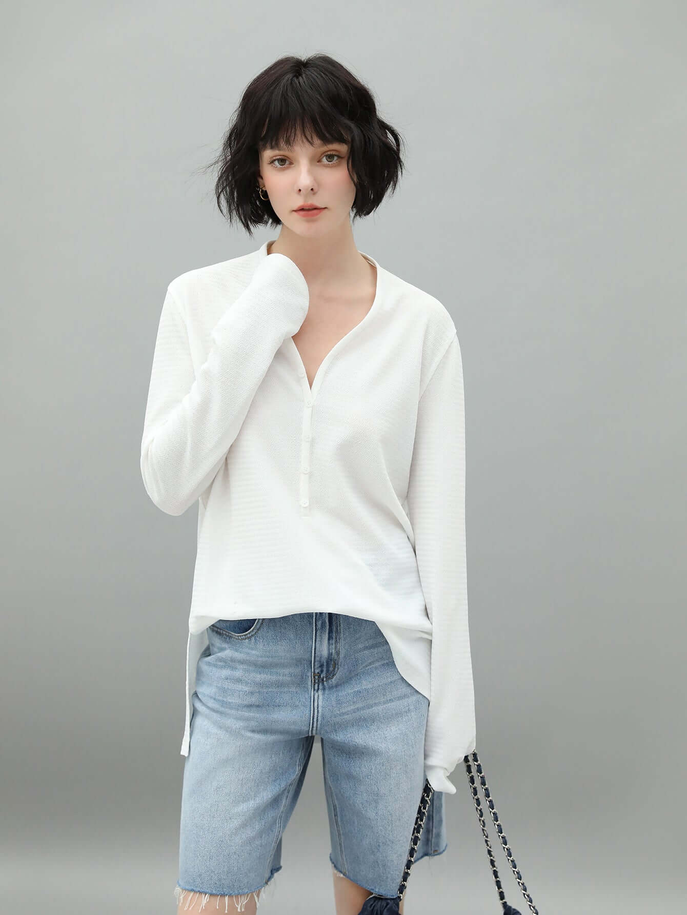Women's Classic Jacquard V-Neck Long Sleeve Tee-0