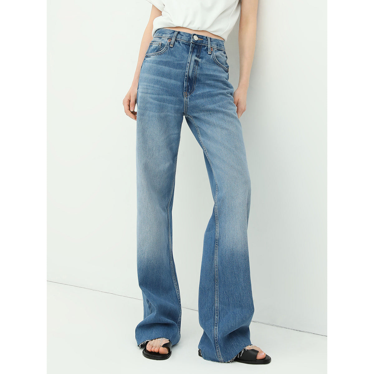 Stone Washed Straight Leg Blue Jeans Comfortable Fit All Body Types-0