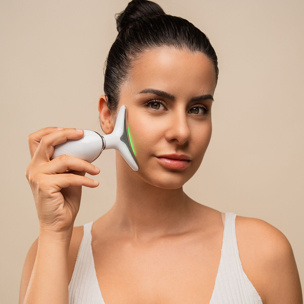 Electric Facial Firming Massager for Face and Neck with LED, EMS, and Heat Selora InnovaGoods-0